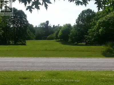 A unique opportunity for your future dream home, next project or investment by an astute investor, b...