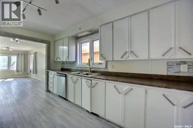 424 ARTHUR STREET Regina, Saskatchewan in Houses for Sale in Regina - Image 12