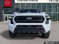 Low Kilometres | Four Wheel Drive | Front Collision Avoidance | Blind Spot Monitor | Cross Traffic A... (image 8)