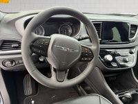 CLEAN CARFAX, LUXURY FAMILY DRIVING 3.6L Pentastar V6 Engine | Front-Wheel Drive | Limited-Exclusive... (image 9)