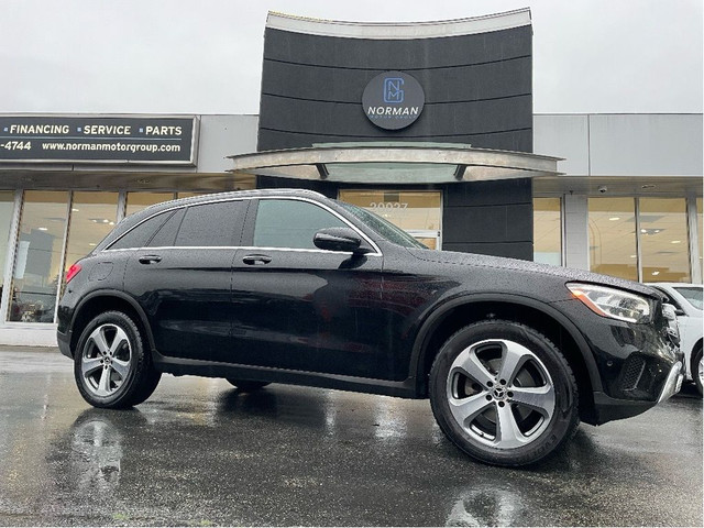 2022 Mercedes-Benz GLC GLC 300 4MATIC PWR HEATED LEATHER SUNROOF in Cars & Trucks in Delta/Surrey/Langley