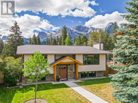 949 13th Street Canmore, Alberta