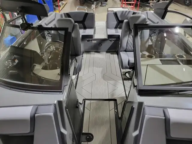 2025 Yamaha Boats 222XE - ADIOS TO SUMMER SALE! in Powerboats & Motorboats in Saskatoon - Image 19