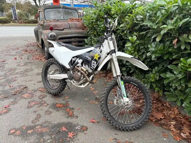 2017 Husqvarna Motorcycles FC 250 in Dirt Bikes & Motocross in Chilliwack - Image 3