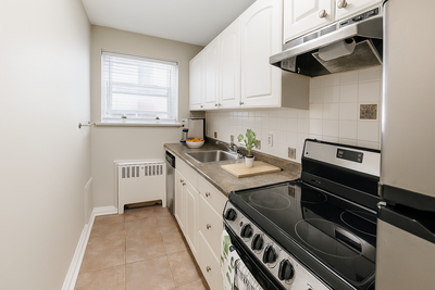 Current Promotions 1 MONTH FREE RENT + A $500 MOVE IN GIFT! Sign your lease in July and get 1 month...
