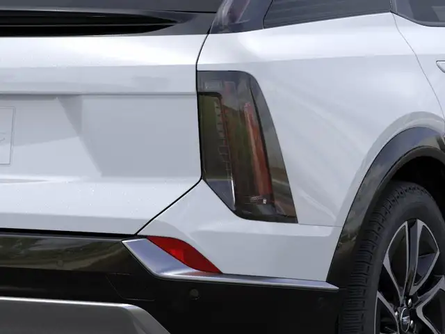 2027 Cadillac OPTIQ 4dr Premium Sport in Cars & Trucks in Oakville / Halton Region - Image 15
