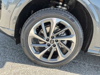 This Audi Q5 delivers a Intercooled Turbo Premium Unleaded I-4 2.0 L/121 engine powering this Automa... (image 9)