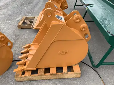 Welcome to Kent Farm Supplies Limited! 24in. Aim Backhoe Bucket New/Used : New .