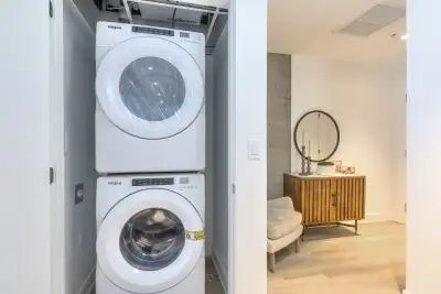 3.5 condo appartement a louer Ville Saint Laurent-Leora, View more