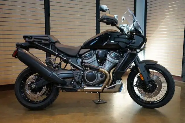 2025 Harley-Davidson RA1250S - Pan America 1250 Special in Sport Touring in Lethbridge - Image 3