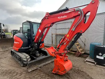 2023 KUBOTA KX057-5 MINI EXCAVATOR STOCK #A116029 47.6 ENGINE HP KUBOTA DIESEL ENGINE 5.5 TON DELUXE...