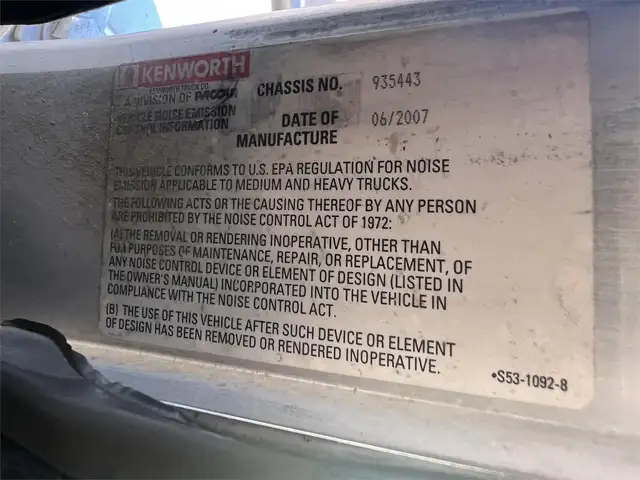 2008 KENWORTH W900L in Heavy Trucks in City of Montréal - Image 25