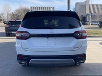 2024 Honda Pilot Touring 3.5L V6 ALL MAINTENANCE UP TO DATE, and we have reconditioned the vehicle i... (image 4)