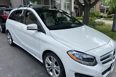 *Aftermarket product *Don't need roof rails, no drilling *Durable, strong, and quiet *High quality a...