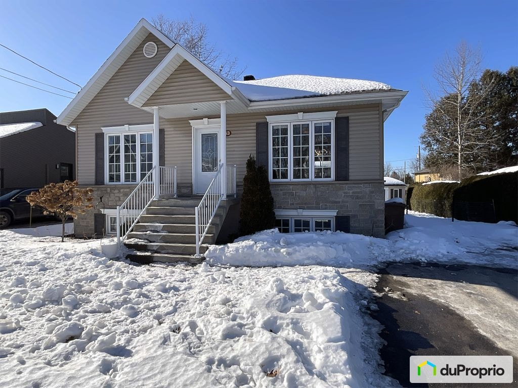 $399,000 - Bungalow for sale in Victoriaville — photo 1