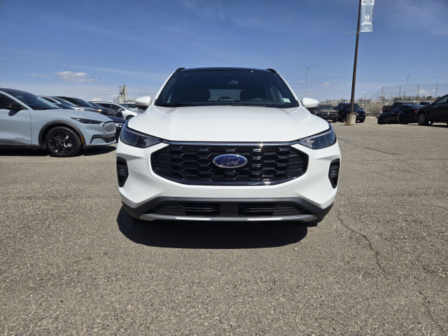 2025 Ford Escape ST-LINE SELECT | TOW PKG | PANORAMIC ROOF | BLI in Cars & Trucks in Calgary - Image 2
