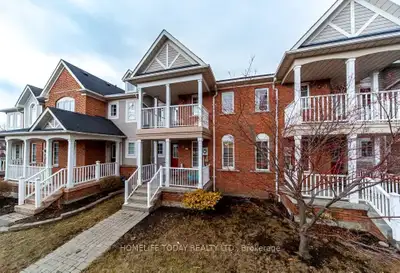 Price: $699,900/ $2,655/mo This impressive 3-bedroom, 3-washroom townhome is nestled in the prestigi...