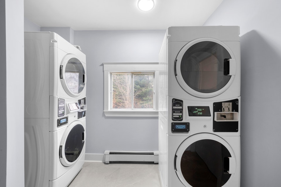 Dartmouth Fully Furnished Room for Rent 4