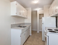 Amenities: Air Conditioning • Balconies • Heat & Water Included Suite & Building: Spacious bachelor... (image 4)