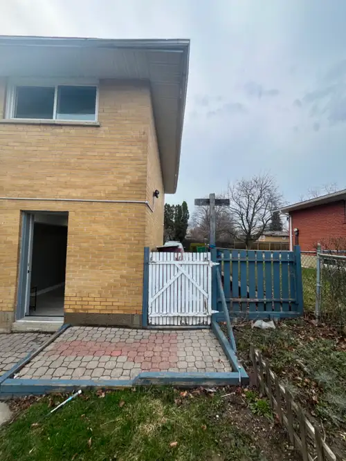 Newly renovated 2 Bedrooms Basement in the heart of Flowertown. Separate Entrance. Separate Laundry....