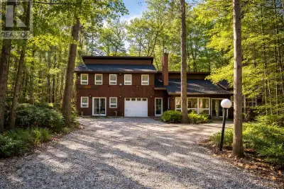 Great opportunity to get into the highly desirable Southcott Pines with this large 3+ bedroom cottag...
