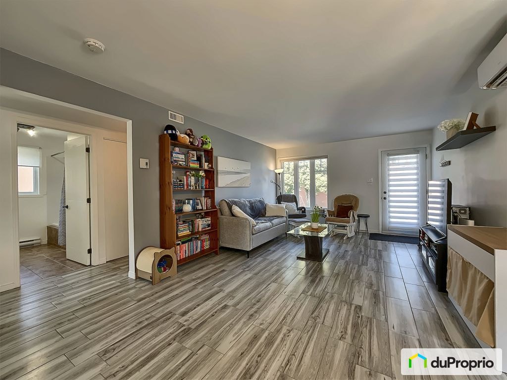 $294,900 - Condominium for sale in St-Hyacinthe — photo 2