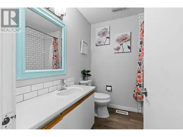 2431 Bering Road West Kelowna, British Columbia in Houses for Sale in Penticton - Image 20