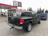 WOW!! CLEAN TITAN SV! CREW CAB 4X4! NO ISSUES NO RUST! BRING YOUR TRADE! ... Other Equipment Auto-Di... (image 4)