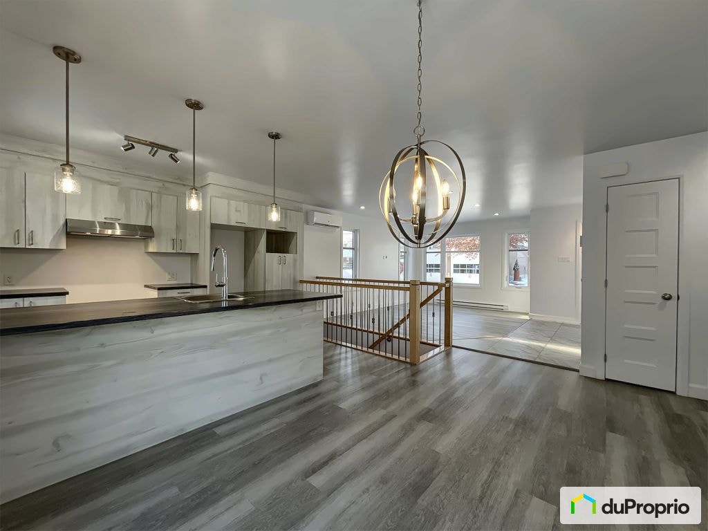 $409,000 - Bungalow for sale in St-Bernard — photo 2