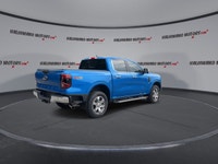 // ACCIDENT FREE!! // // SINGLE OWNER! // Meet the 2024 Ford Ranger LARIAT SuperCrew 5' Box 4WD, a m... (image 7)