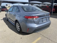 *Vehicle history form conveniently located in vehicle photos. AMVIC LICENSED DEALER ... Engine: Regu... (image 3)