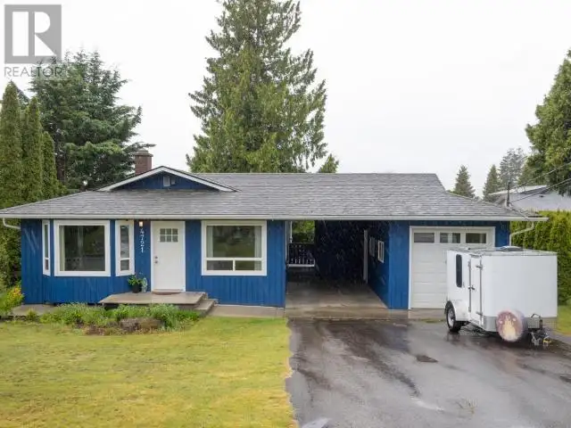 4721 REDONDA AVE Powell River, British Columbia62864381535617120
