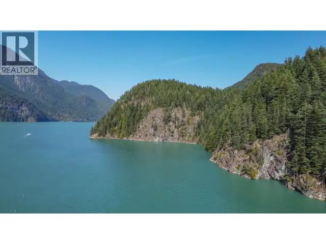 1 BUNTZEN BAY North Vancouver, British Columbia in Land for Sale in Burnaby/New Westminster - Image 6