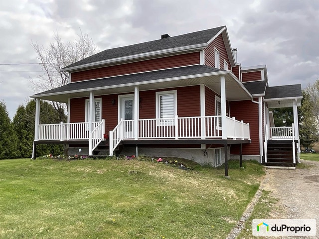 $365,000 - 2 Storey for sale in Ste-Jeanne-D'Arc — photo 1