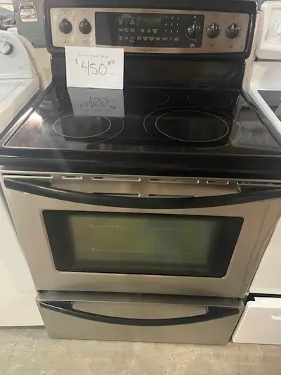 Cuisinière stainless four autonettoyant Frigidaire, View more