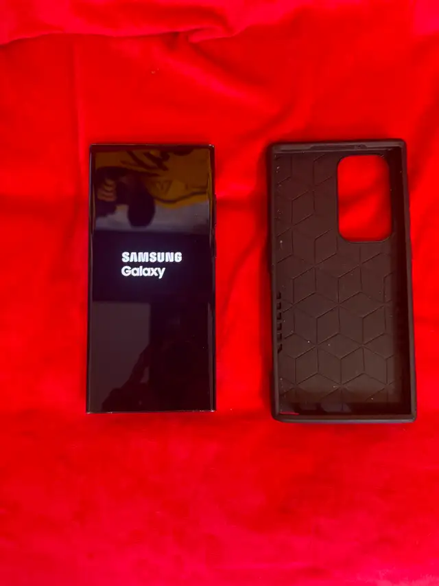 Samsung S23 Ultra Phone w Case~256 gigs in Cell Phones in Hamilton - Image 6