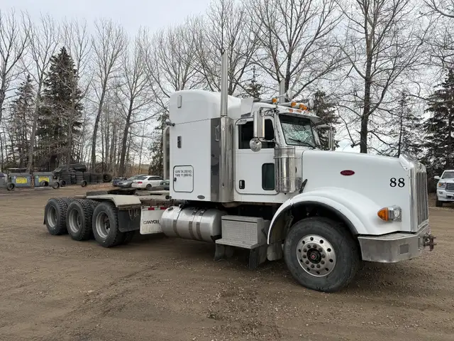 2006 PETERBILT 378 in Heavy Trucks in Saskatoon - Image 4