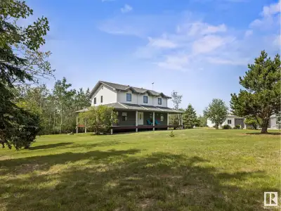 Beautiful Treed, Private, Picturesque Country Acreage (19.08 Acres) 20 Min to Fort Saskatchewan & 25...