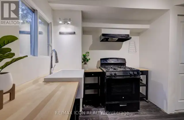 898 EASTERN AVENUE Toronto (Greenwood-Coxwell), Ontario in Houses for Sale in City of Toronto - Image 16