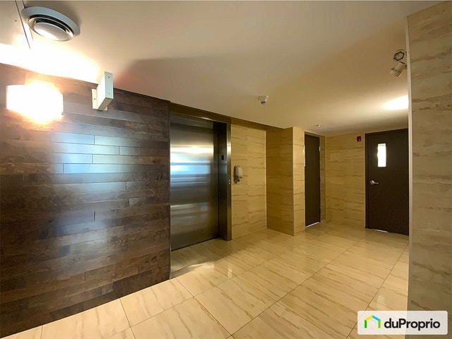 $949,000 - Condominium in Ville-Marie (downtown, old Mtl) — photo 2