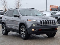 Come see this 2018 Jeep Cherokee Trailhawk Leather Plus. Its Automatic transmission and Regular Unle... (image 1)