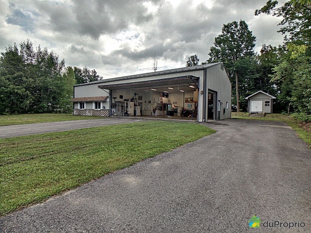 $599,000 - Bungalow for sale in Lachute — photo 1