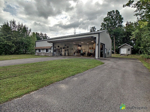 $599,000 - Bungalow for sale in Lachute — photo 1