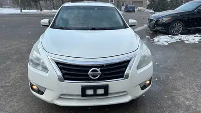 2015 NISSAN ALTIMA SL, FWD, AUTO, ONE OWNER, VERY WELL MAINTAINED, GREAT SERVICE HISTORY, LEATHER SE...