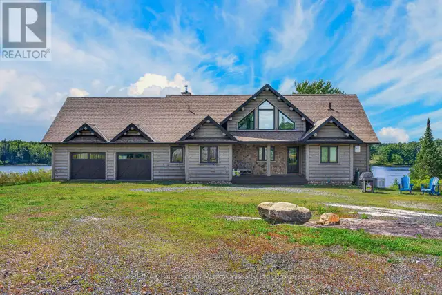 64 MCCORDS ROAD McKellar, Ontario in Houses for Sale in Barrie - Image 5