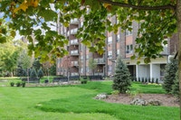 Visit our Website: https://www.capreit.ca/apartments-for-rent/burlington-on/edinburgh-manor-apartmen... (image 6)
