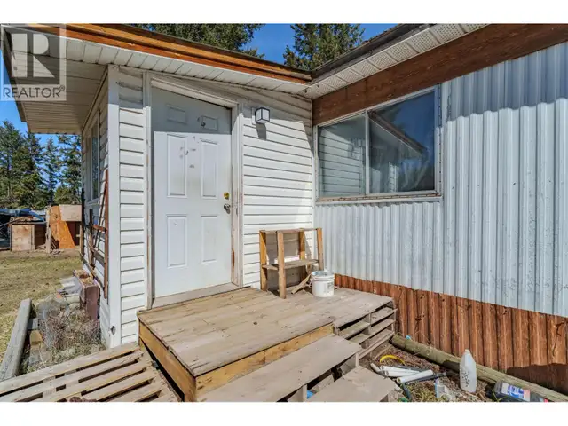 5469 SAUNDERS CRESCENT 103 Mile House, British Columbia in Houses for Sale in 100 Mile House - Image 18