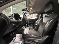 Ce Jeep Compass North 2018 offre un excellent équilibre entre confort, polyvalence et capacité quatr... (image 9)