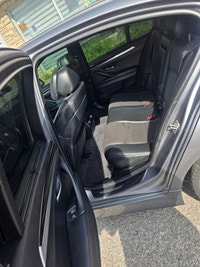 2013 BMW 550Xi Unparalleled Luxury & Performance Await! Year: 2013 Make: BMW Model: 550xi Mileage: 1... (image 5)