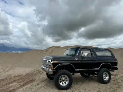 Presenting a beautifully restored Ford Bronco XLT, a true American off-road icon that perfectly comb...